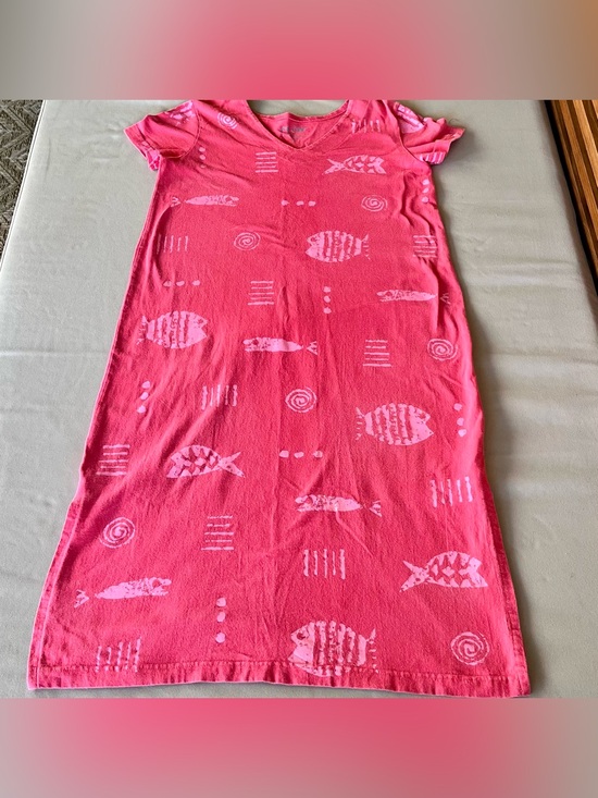 Vermont Country Store Dresses & Skirts - M. Mac Coral/Hot Pink Fish Cotton T-Shirt Maxi Dress Beachy Coastal | Size M